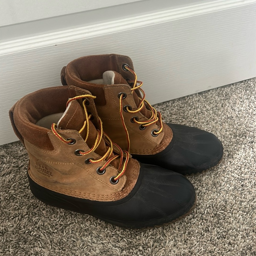 Sorel Waterproof Boots size 6 M